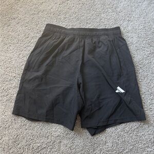 Adidas Men's Aeroready Elastic Waistband Moisture Absorbing Training Shorts, M